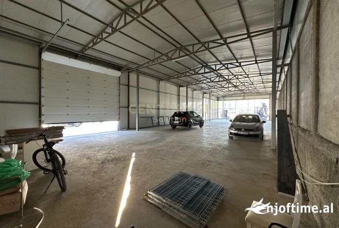 JEPET ME QIRA KAPANON - SHOWROOM BUZE RRUGES DYTESORE NE AUTOSTRADEN DURRES-TIRANE !!! 