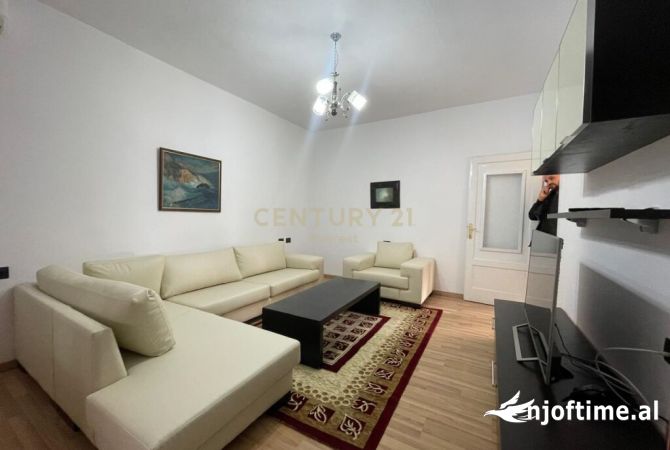 Shtepi me qera Apartament ne Tirane, 1+1, Mobilimi E mobiluar, Pagesa 500  Euro.