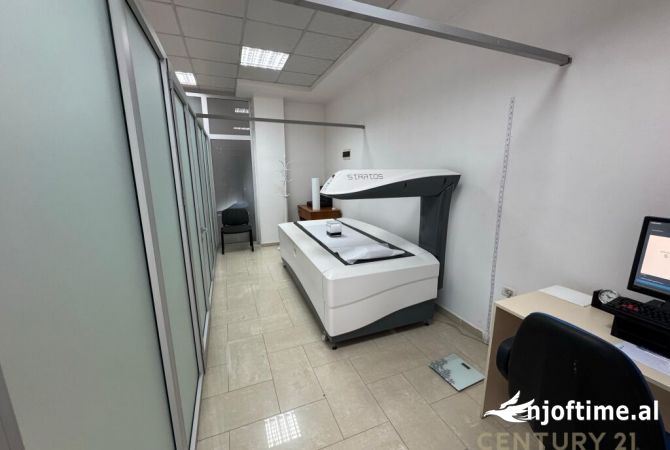 Ambient biznesi me qera 3+1 ne Tirane - 400 Euro