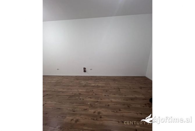 Shtepi me qera 1+1 ne Tirane - 550 Euro