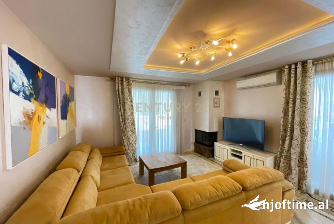 Casa in vendita 4+1 a Tirana - 465,000 Euro