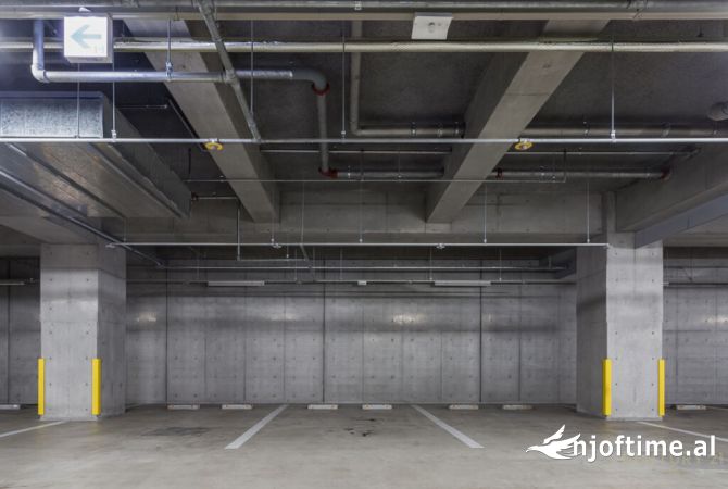 Ambient biznesi ne shitje 4+1 ne Tirane - 45,000 Euro