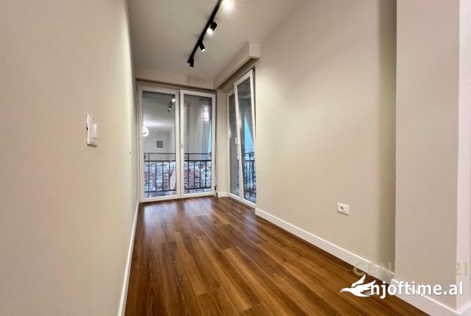 Shtepi ne shitje Apartament ne Tirane, 2+1, Mobilimi Bosh, pa mobiluar, Pagesa 339,000  Euro.