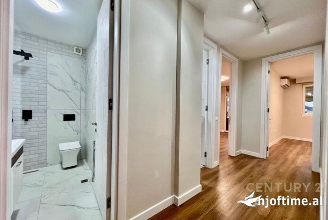 Shtepi ne shitje Apartament ne Tirane, 2+1, Mobilimi Bosh, pa mobiluar, Pagesa 339,000  Euro.