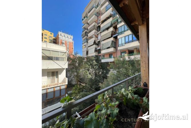 Shtepi ne shitje 2+1 ne Tirane - 530,000 Euro