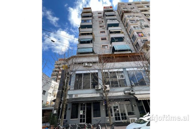 Shtepi ne shitje Apartament ne Tirane, 2+1, Mobilimi E mobiluar, Pagesa 530,000  Euro.