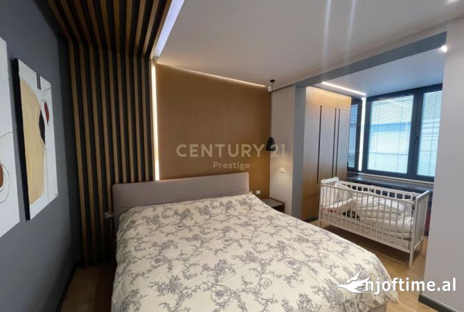 Shtepi me qera Apartament ne Tirane, 2+1, Mobilimi E mobiluar, Pagesa 1,300  Euro.