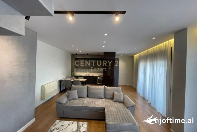 Shtepi me qera 2+1 ne Tirane - 2,000 Euro