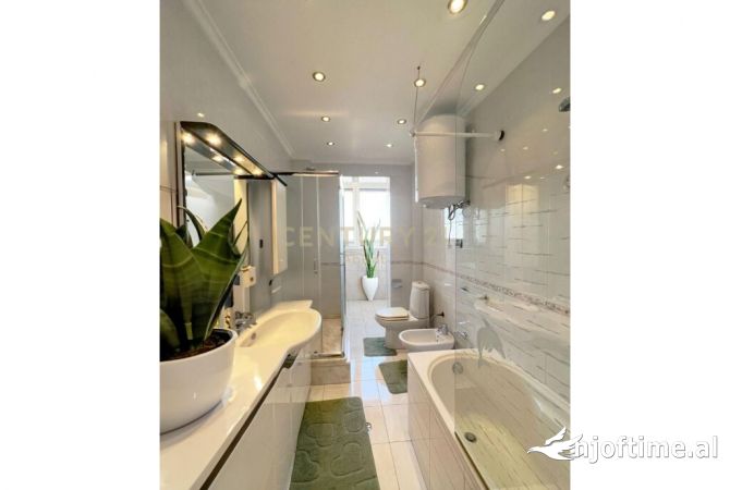 Shtepi me qera Apartament ne Tirane, 2+1, Mobilimi E mobiluar, Pagesa 1,500  Euro.