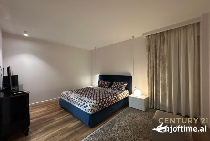 Shtepi me qera Apartament ne Tirane, 2+1, Mobilimi E mobiluar, Pagesa 1,800  Euro.