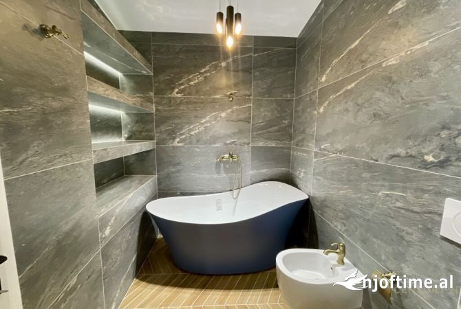 Apartment for rent in Tirana 5+1, Furnished