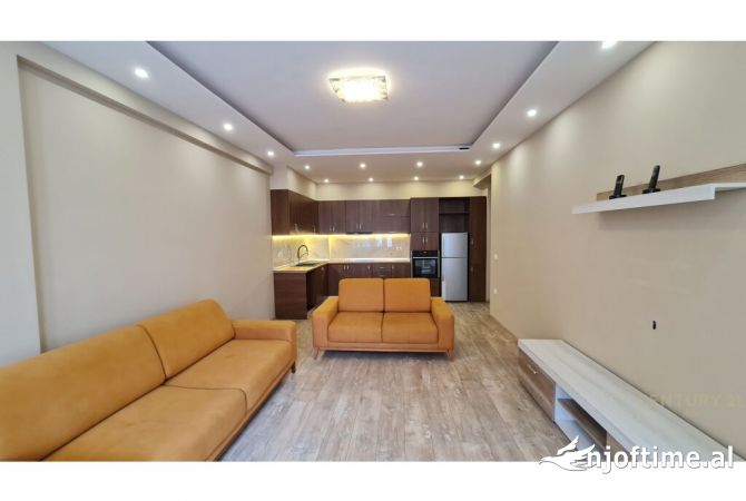 Shtepi me qera 2+1 ne Tirane - 550 Euro
