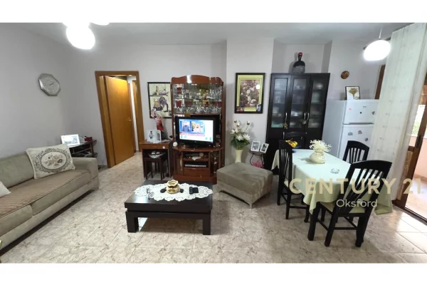 Shtepi me qera 1+1 ne Tirane - 450 Euro