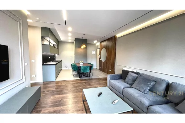 Shtepi me qera 3+1 ne Tirane - 2,000 Euro