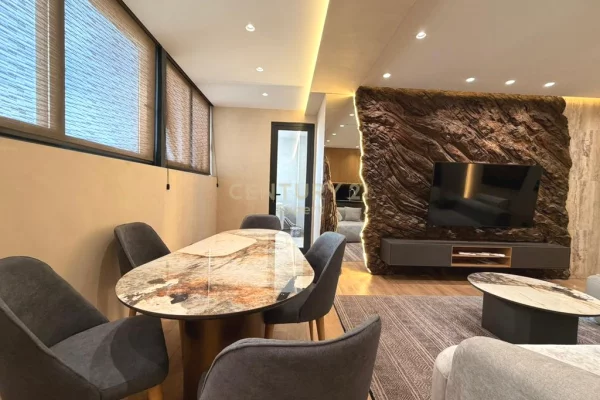 Shtepi me qera Apartament ne Tirane, 2+1, Mobilimi E mobiluar, Pagesa 1,600  Euro.