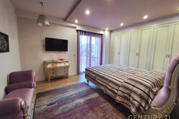 Luxury villas for sale in Tirana 6+1, Furnished