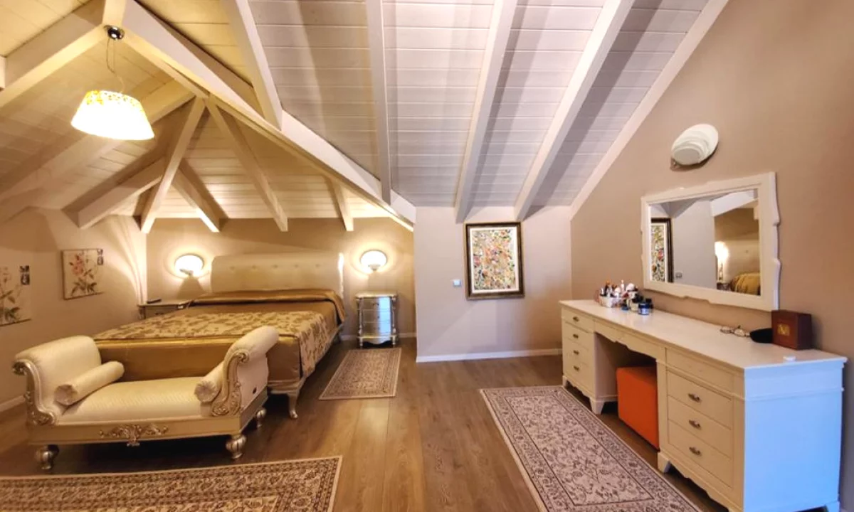 Luxury villas for sale in Tirana 6+1, Furnished