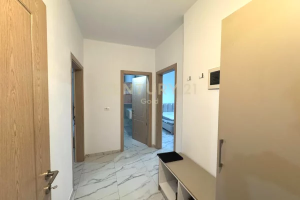 Shtepi me qera Apartament ne Tirane, 2+1, Mobilimi E mobiluar, Pagesa 350  Euro.