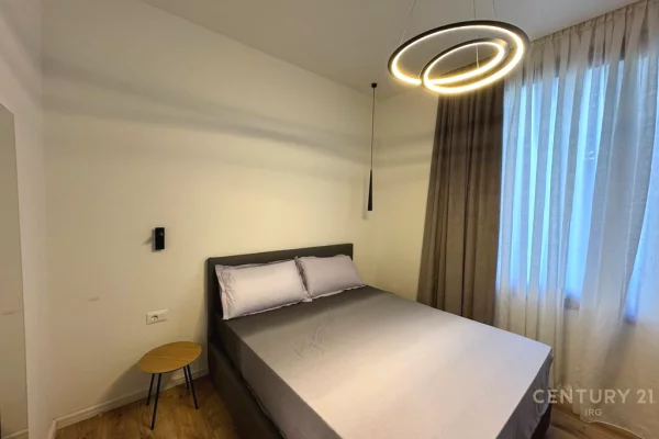 Shtepi me qera Apartament ne Tirane, 2+1, Mobilimi E mobiluar, Pagesa 700  Euro.