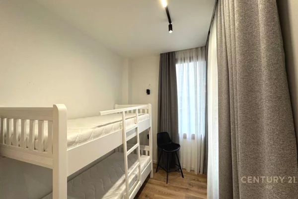 Shtepi me qera Apartament ne Tirane, 2+1, Mobilimi E mobiluar, Pagesa 700  Euro.