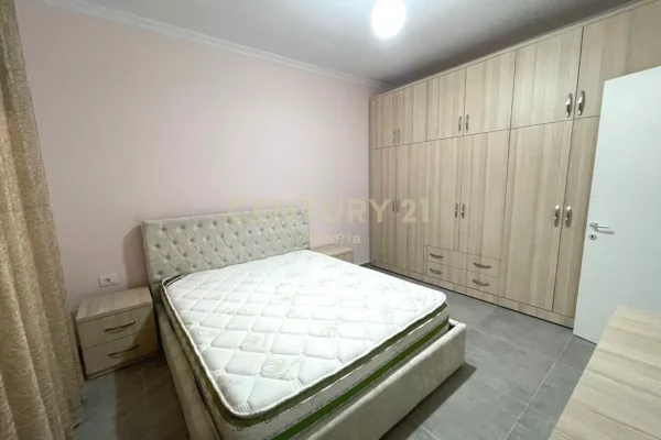 Shtepi me qera Apartament ne Tirane, 1+1, Mobilimi E mobiluar, Pagesa 500  Euro.