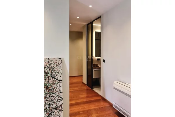 Shtepi me qera Apartament ne Tirane, 1+1, Mobilimi E mobiluar, Pagesa 1,300  Euro.