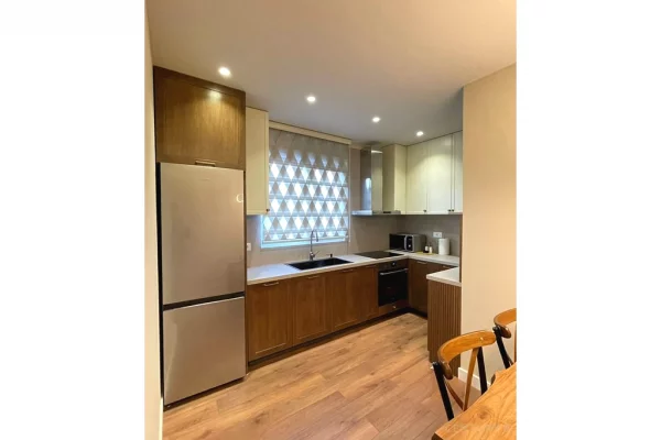 Shtepi me qera Apartament ne Tirane, 2+1, Mobilimi E mobiluar, Pagesa 700  Euro.