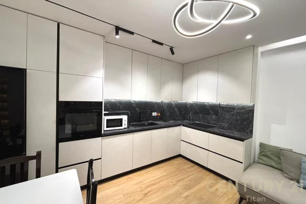 Shtepi me qera 2+1 ne Tirane - 750 Euro