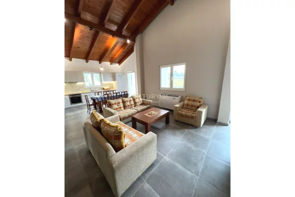 Shtepi me qera 2+1 ne Tirane - 600 Euro