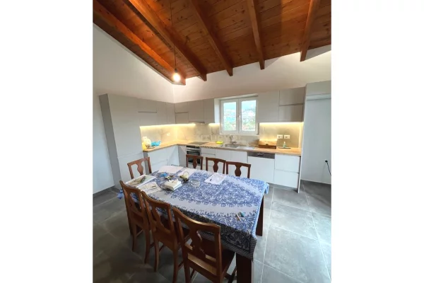 Shtepi me qera 2+1 ne Tirane - 600 Euro