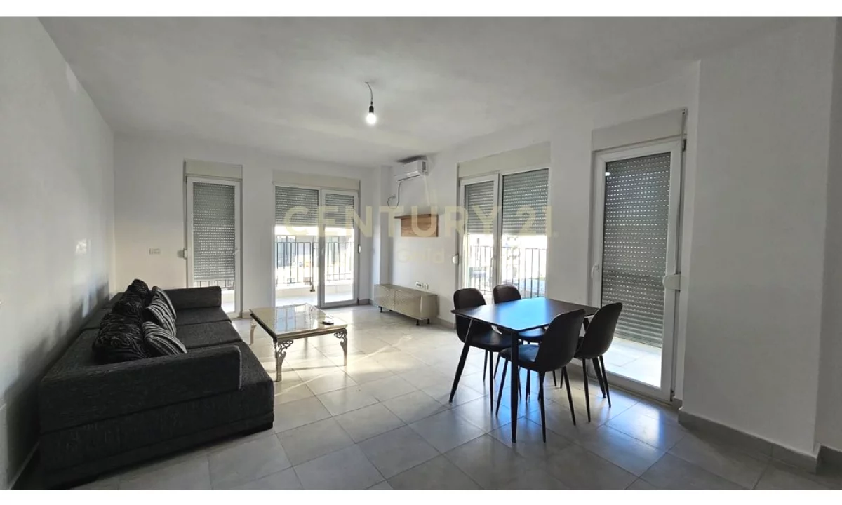 Shtepi me qera Apartament ne Tirane, 2+1, Mobilimi E mobiluar, Pagesa 500  Euro.