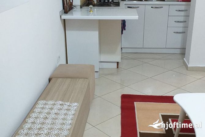 Shtepi me qera 2+1 ne Tirane - 500 Euro