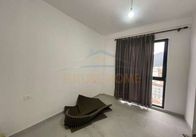 Shtepi me qera Apartament ne Tirane, 2+1, Mobilimi Bosh, pa mobiluar, Pagesa 400  Euro.