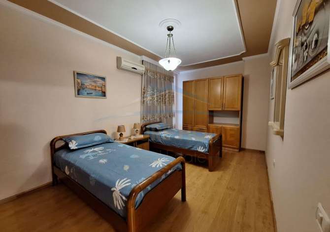 Shtepi me qera Apartament ne Tirane, 2+1, Mobilimi E mobiluar, Pagesa 750  Euro.