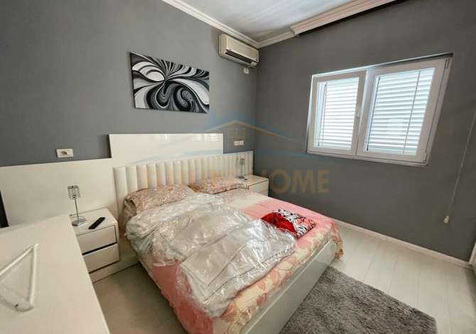 Shtepi me qera Apartament ne Tirane, 2+1, Mobilimi E mobiluar, Pagesa 500  Euro.