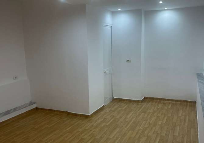 Ambient biznesi me qera 1+1 ne Tirane - 390 Euro