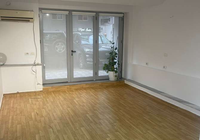 Ambient biznesi me qera 1+1 ne Tirane - 390 Euro