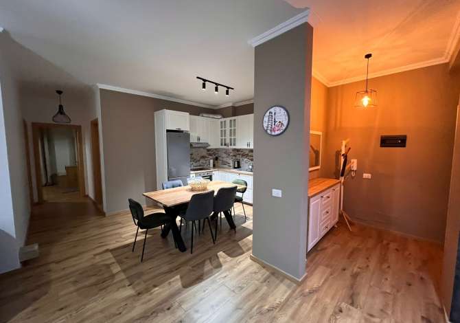 Shtepi ne shitje 2+1 ne Tirane - 230,000 Euro