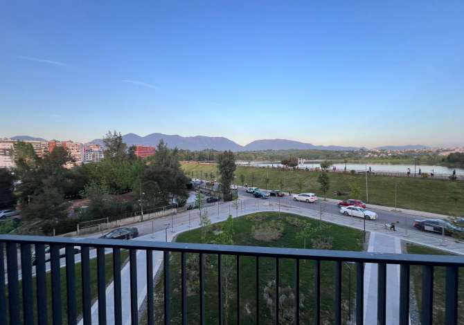 Shtepi me qera 2+1 ne Tirane - 2,700 Euro