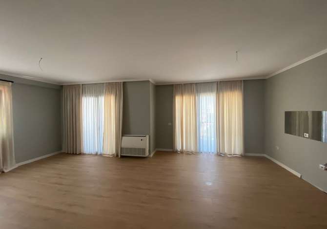 Shtepi me qera 2+1 ne Tirane - 1,200 Euro