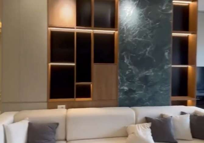 Shtepi me qera 2+1 ne Tirane - 1,600 Euro