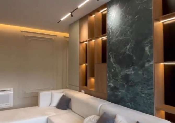 Shtepi me qera 2+1 ne Tirane - 1,600 Euro