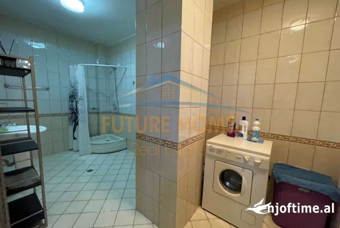 Shtepi me qera Apartament ne Tirane, 2+1, Mobilimi E mobiluar, Pagesa 800  Euro.