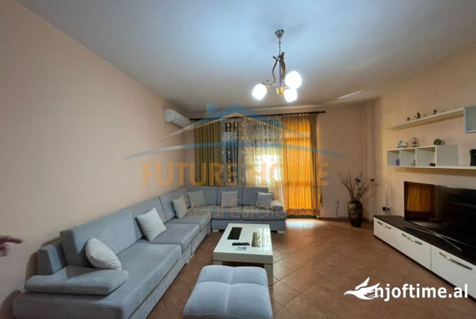 Shtepi me qera 2+1 ne Tirane - 800 Euro