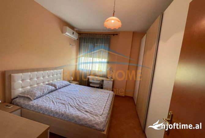 Shtepi me qera 2+1 ne Tirane - 800 Euro