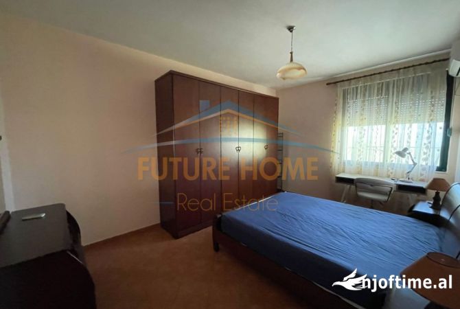 Shtepi me qera Apartament ne Tirane, 2+1, Mobilimi E mobiluar, Pagesa 800  Euro.