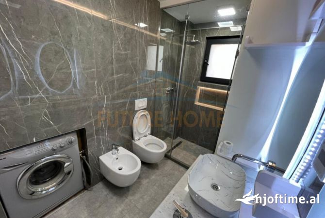 Shtepi ne shitje Apartament ne Tirane, 2+1, Mobilimi E mobiluar, Pagesa 150,000  Euro.