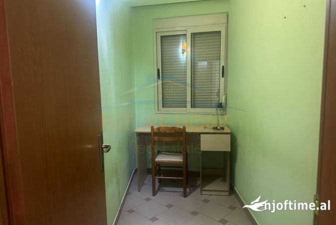 Shtepi me qera Apartament ne Tirane, 1+1, Mobilimi E mobiluar, Pagesa 650  Euro.