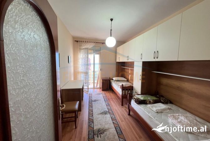 Shtepi me qera Apartament ne Tirane, 2+1, Mobilimi E mobiluar, Pagesa 600  Euro.
