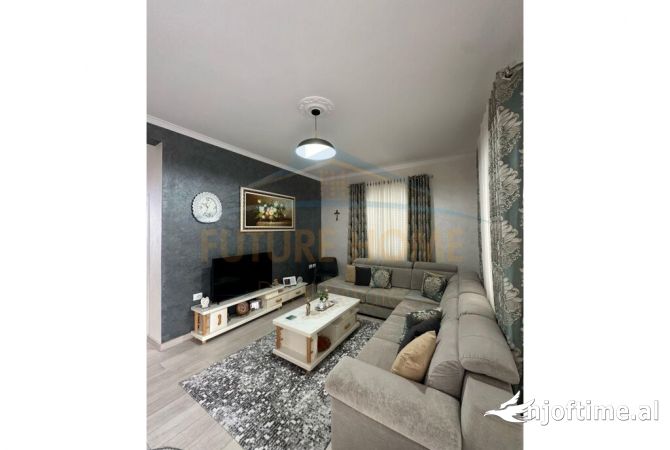 Shtepi me qera 2+1 ne Tirane - 600 Euro
